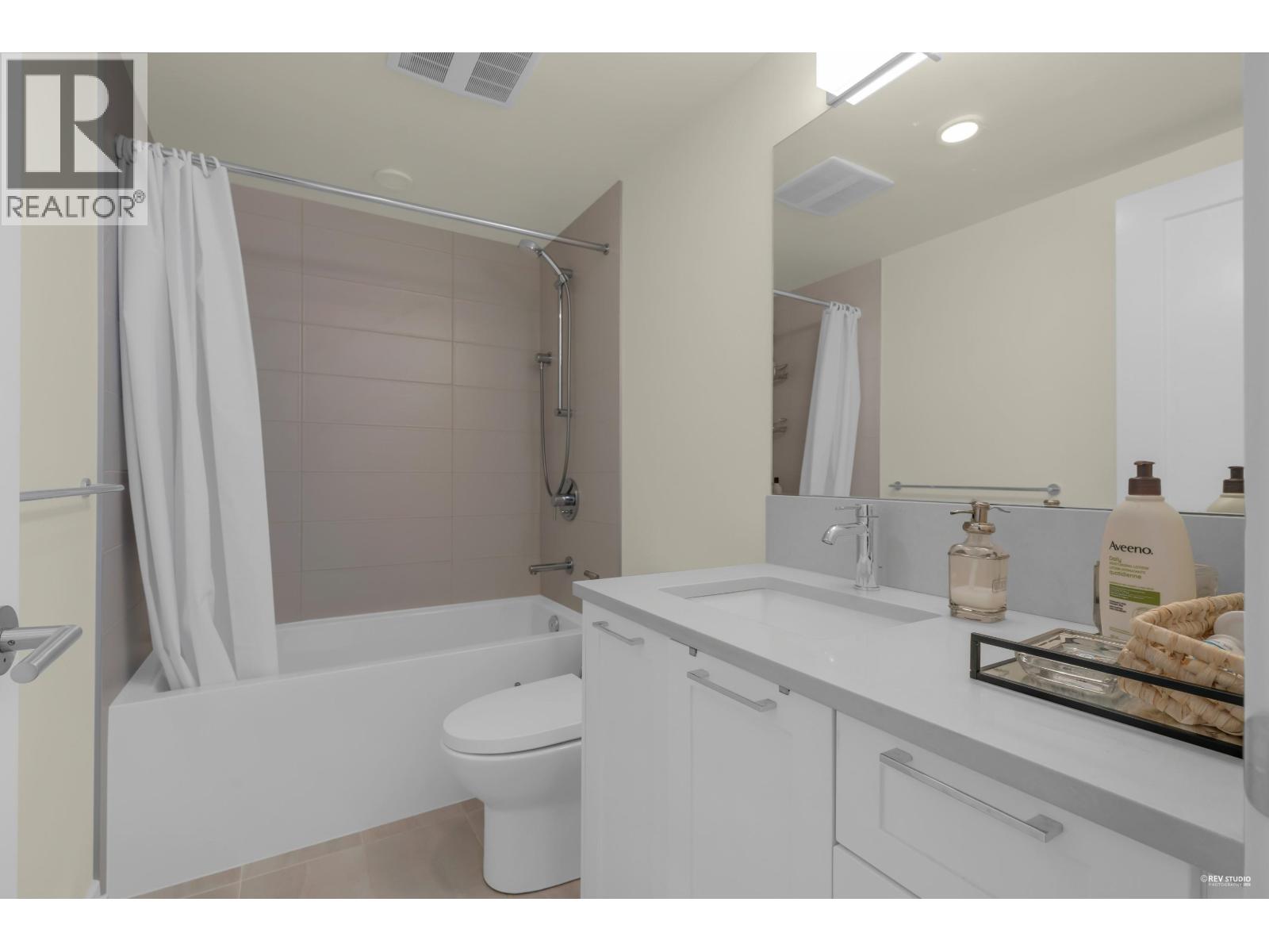 115 3565 Baycrest Avenue Property Photo 35