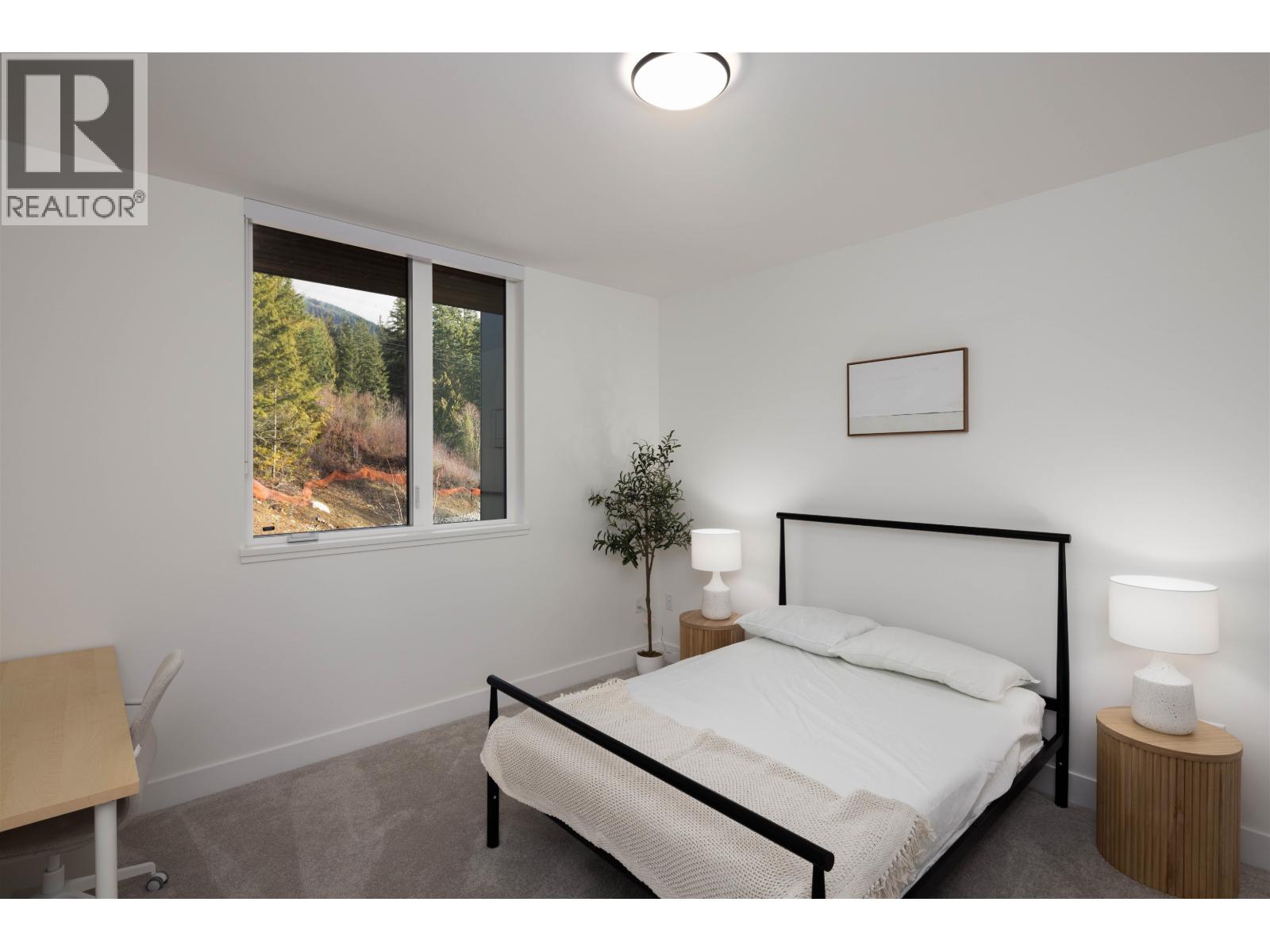307 3405 Mamquam Road Property Photo 20