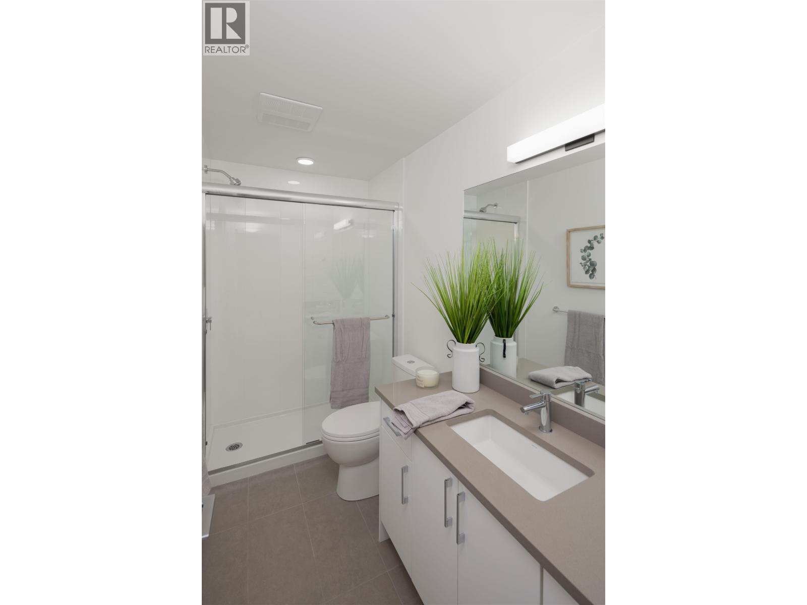 307 3405 Mamquam Road Property Photo 21