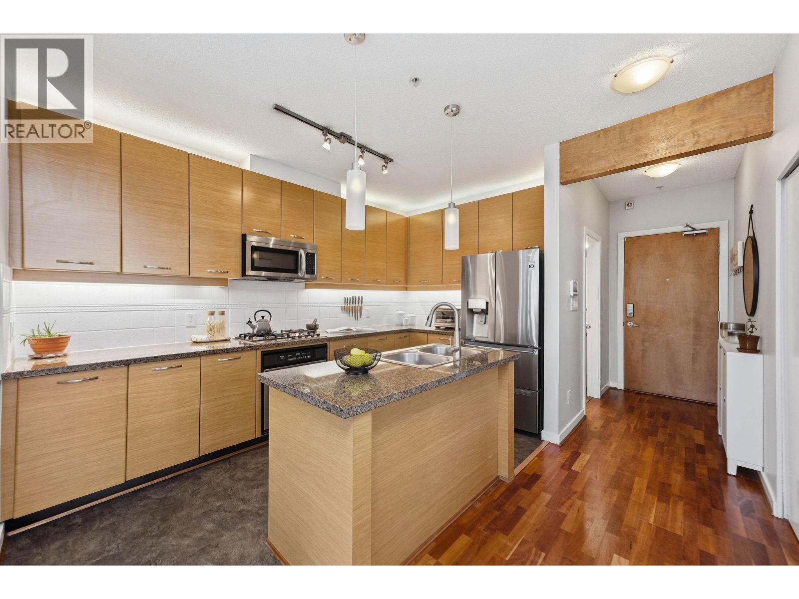 223 530 Raven Woods Drive Property Photo 10