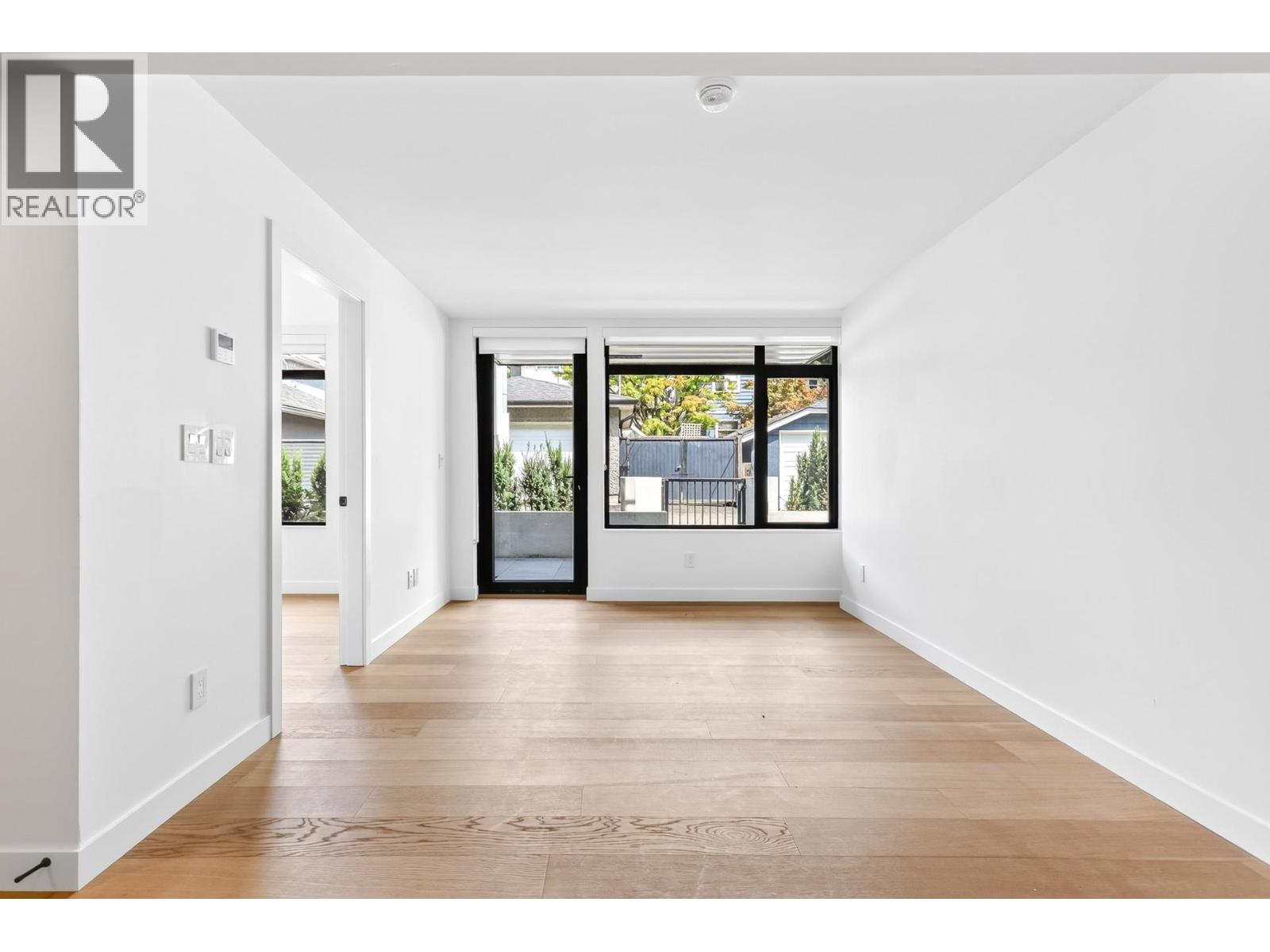103 6485 Manitoba Street Property Photo 12