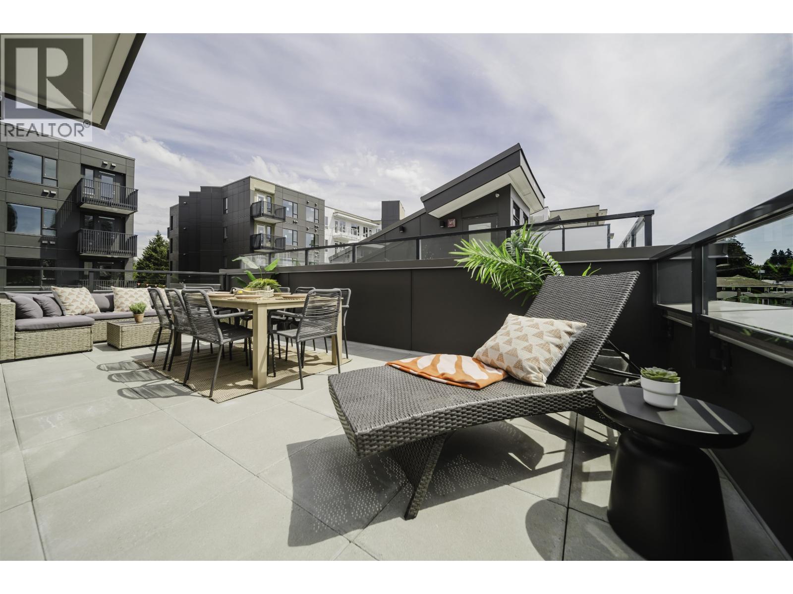 307 595 Kemsley Avenue Property Photo 15