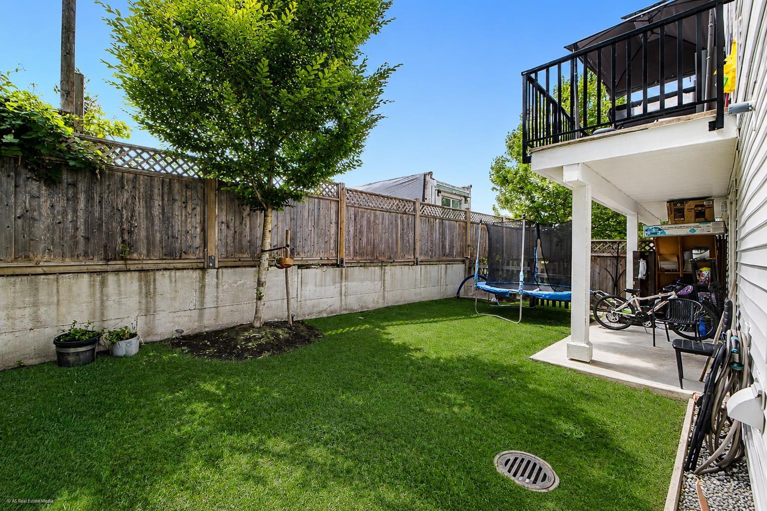 10 8033 166b Street Property Photo 4