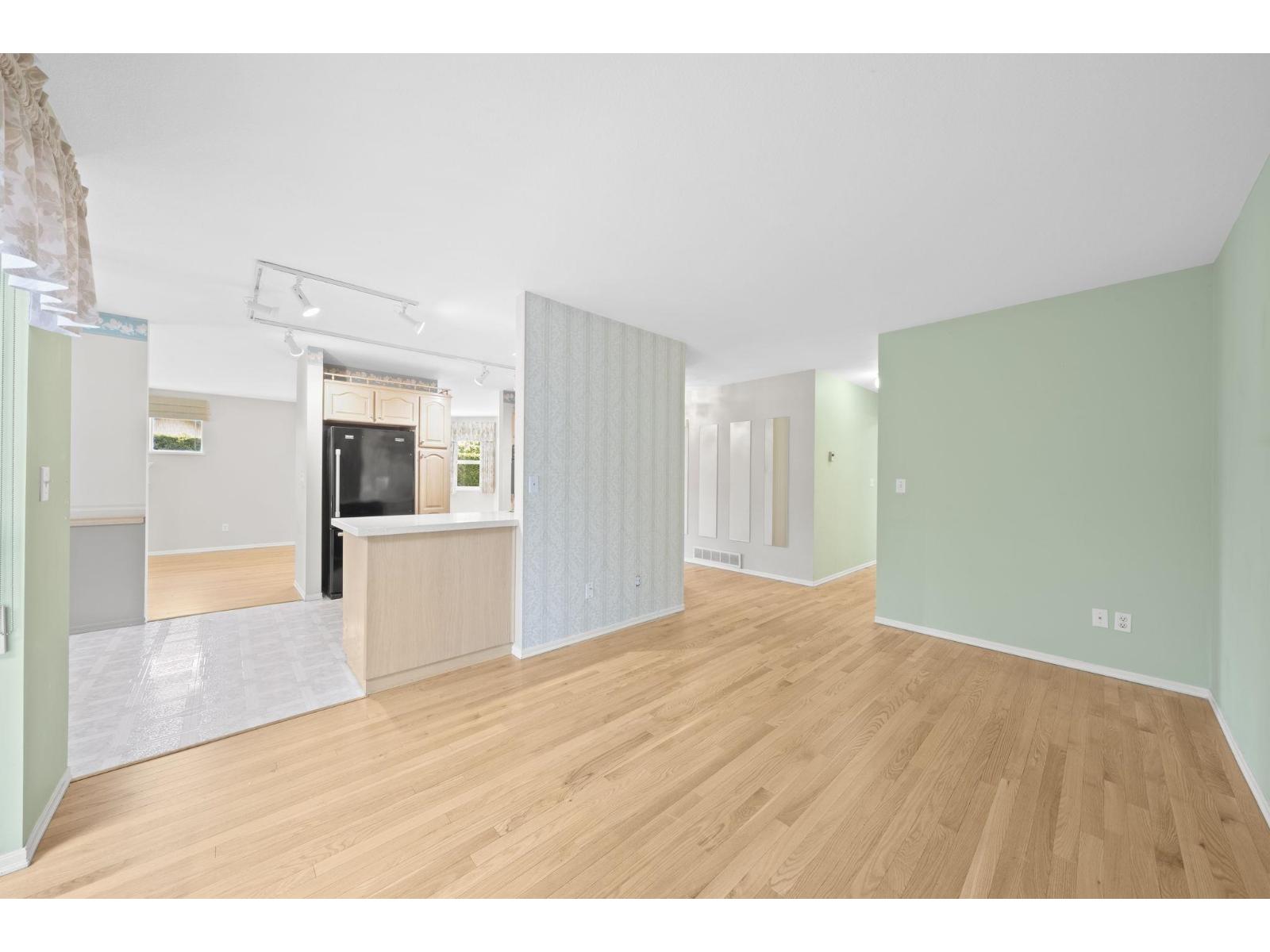1 8889 212 Street Property Photo 16