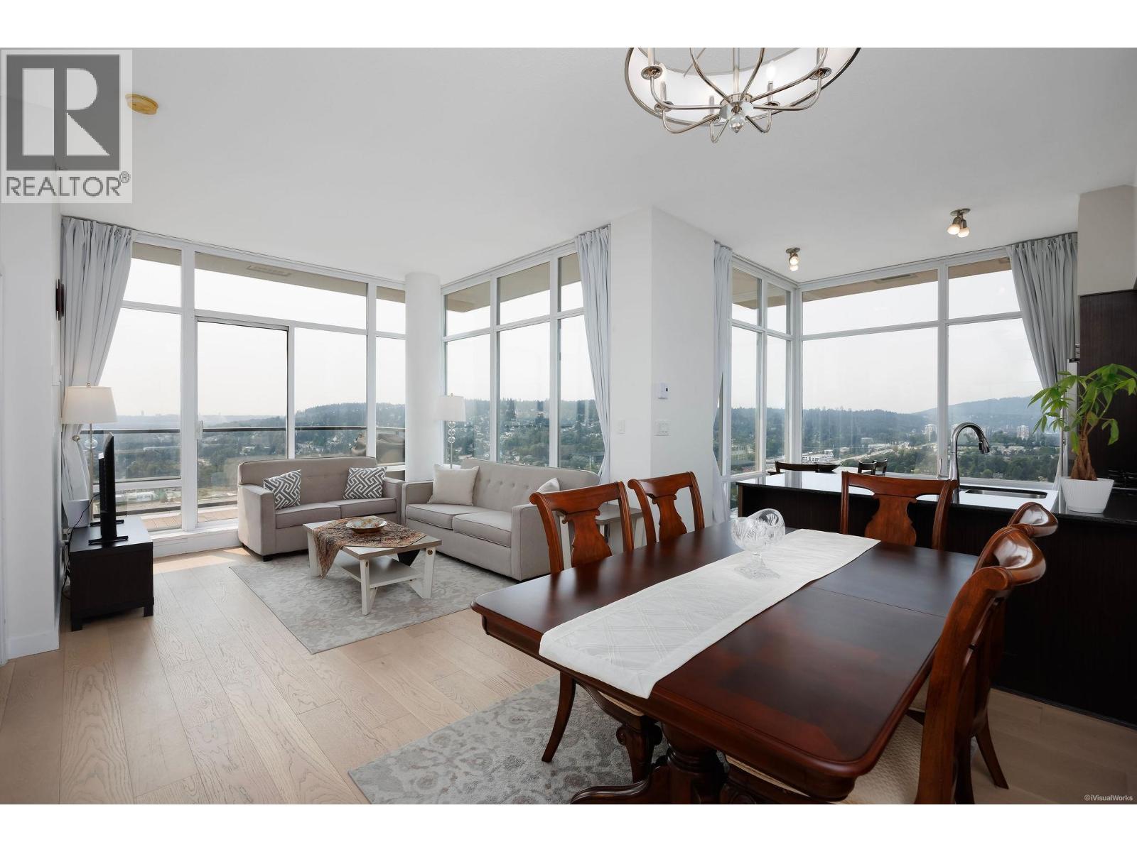 3704 2980 Atlantic Avenue Property Photo 1