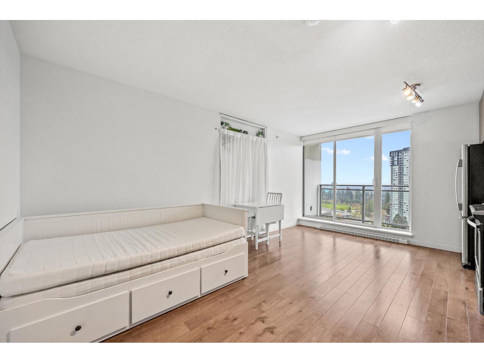 2511 13325 102a Avenue Property Photo 4