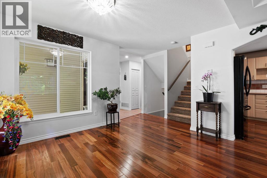 36 2351 Parkway Boulevard Property Photo 11