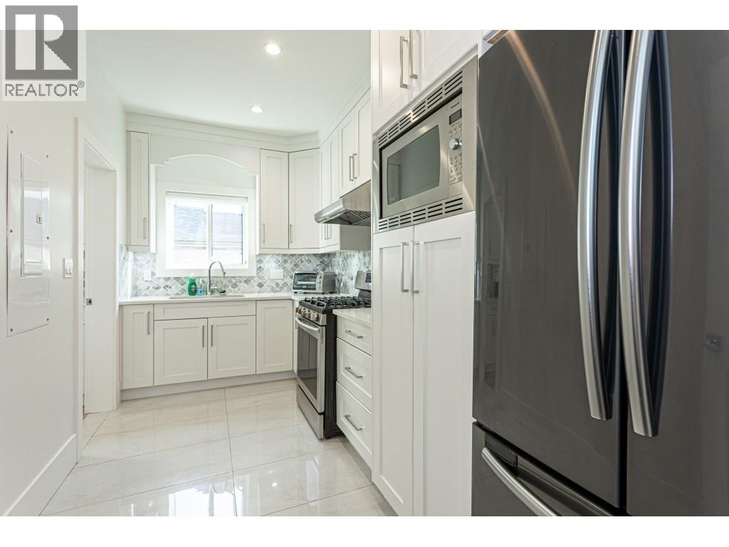 8267 Government Road Property Photo 8