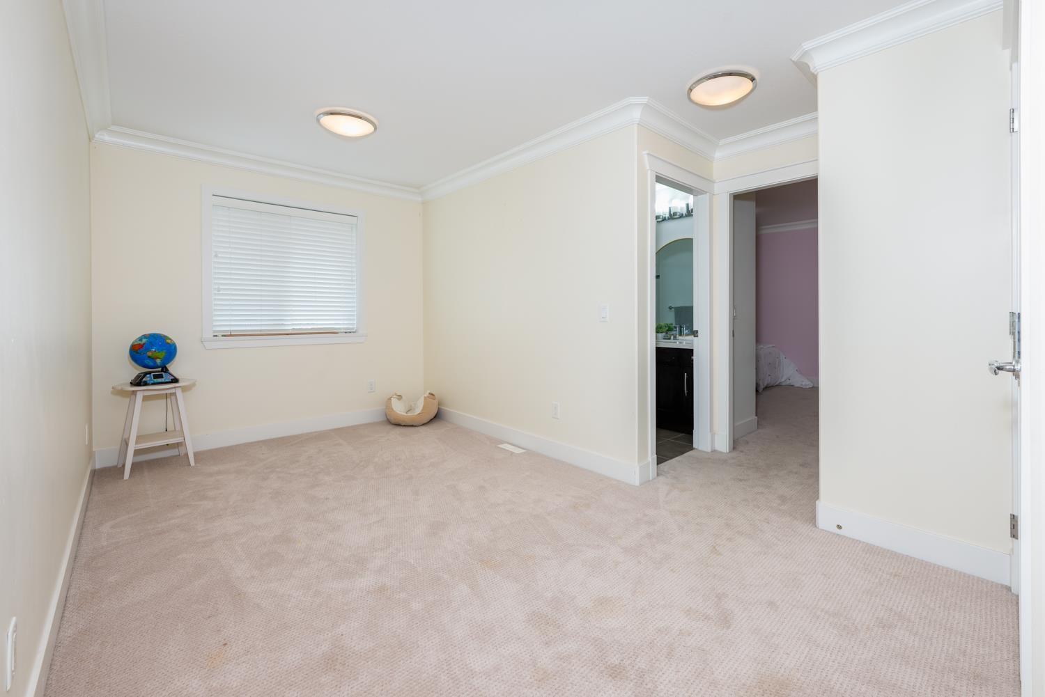 16148 28a Avenue Property Photo 21