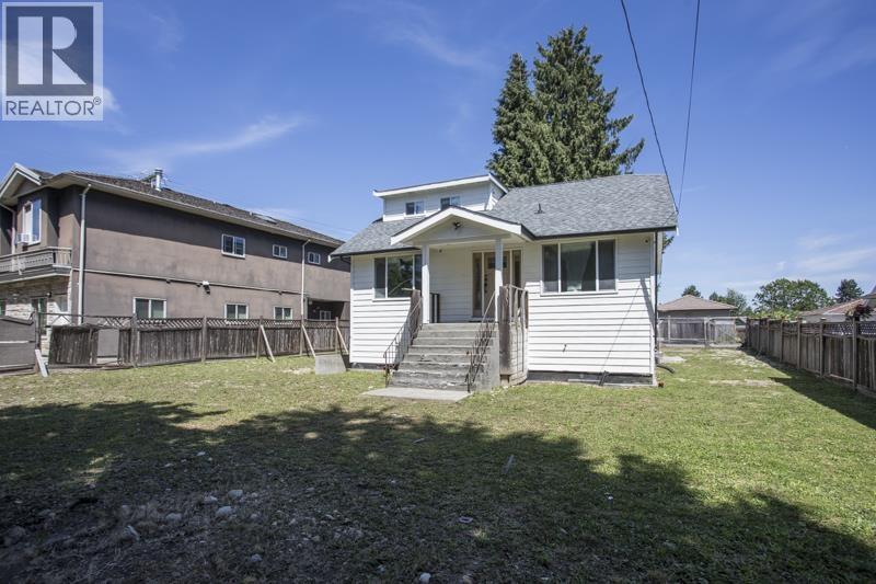7520 Canada Way Property Photo 4