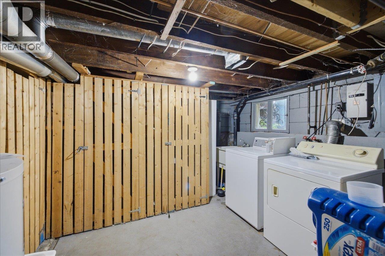 761 E 15th Avenue Property Photo 24