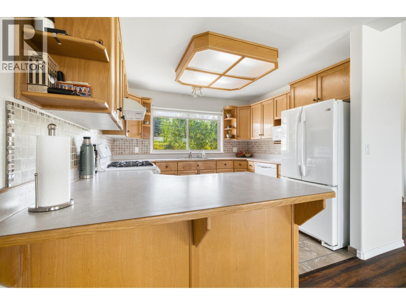 4904 Telqua Drive Property Photo 12
