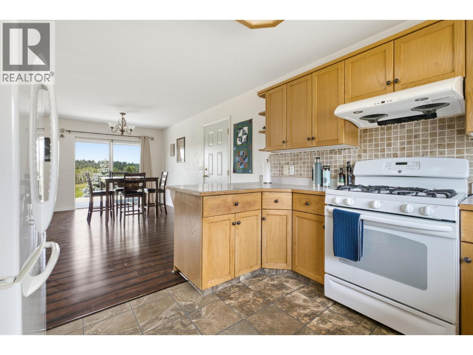 4904 Telqua Drive Property Photo 17