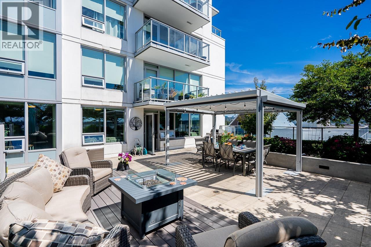 610 988 Quayside Drive Property Photo 4