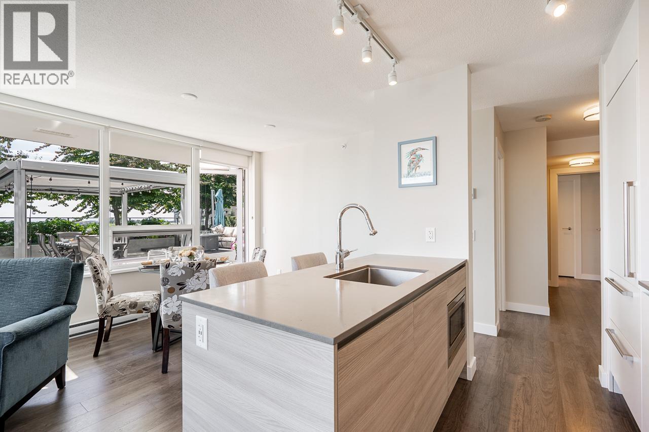 610 988 Quayside Drive Property Photo 15