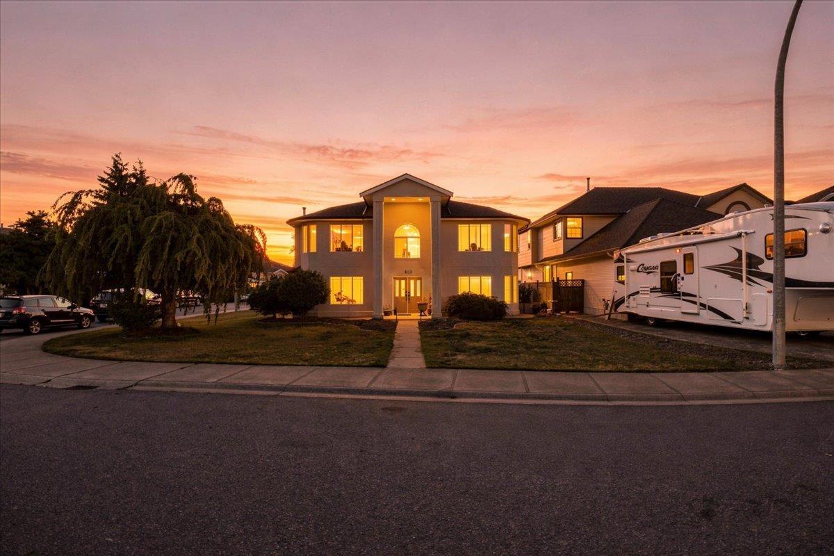 8351 MILLER CRESCENT