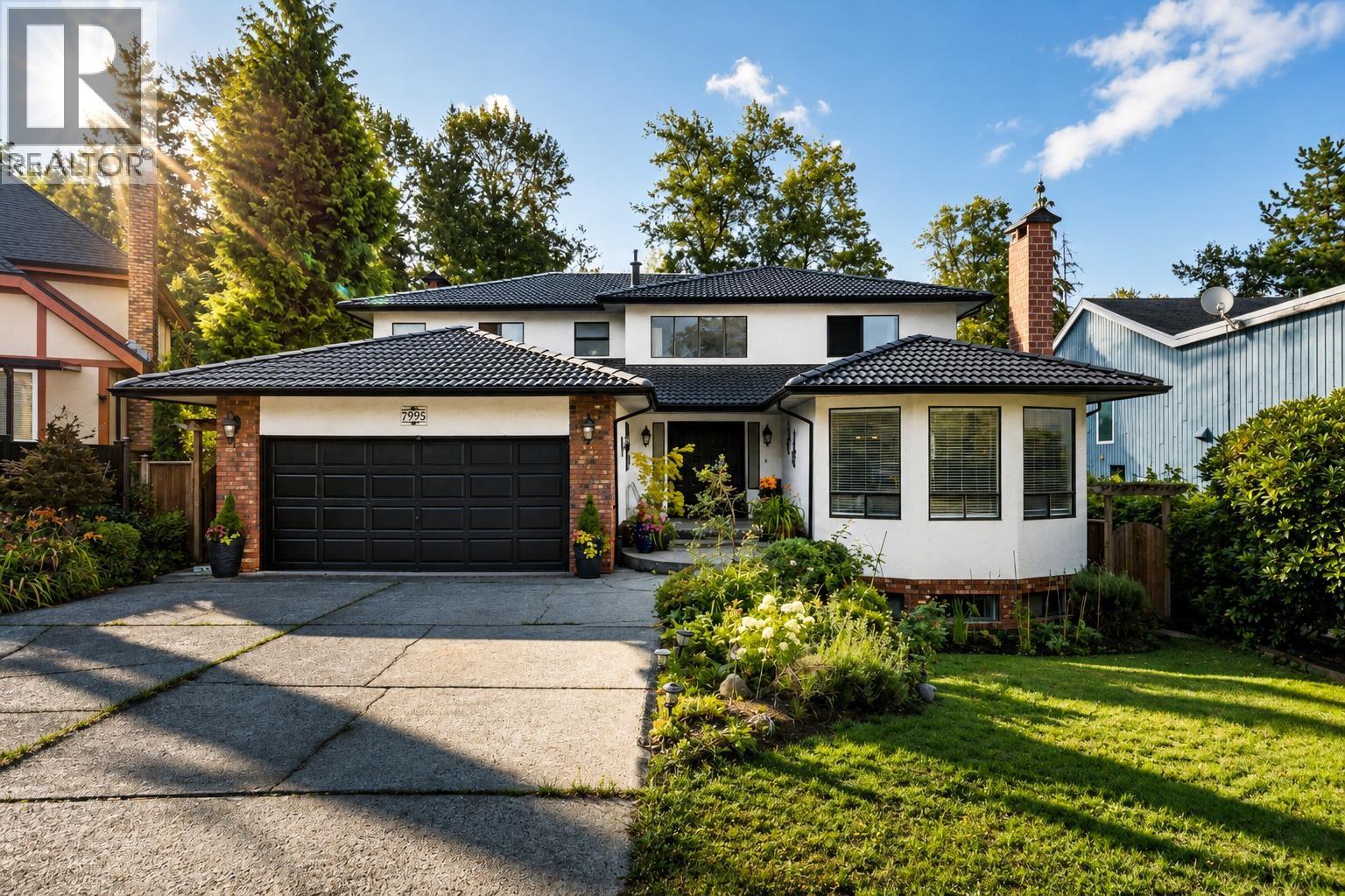 7995 WOODHURST DRIVE