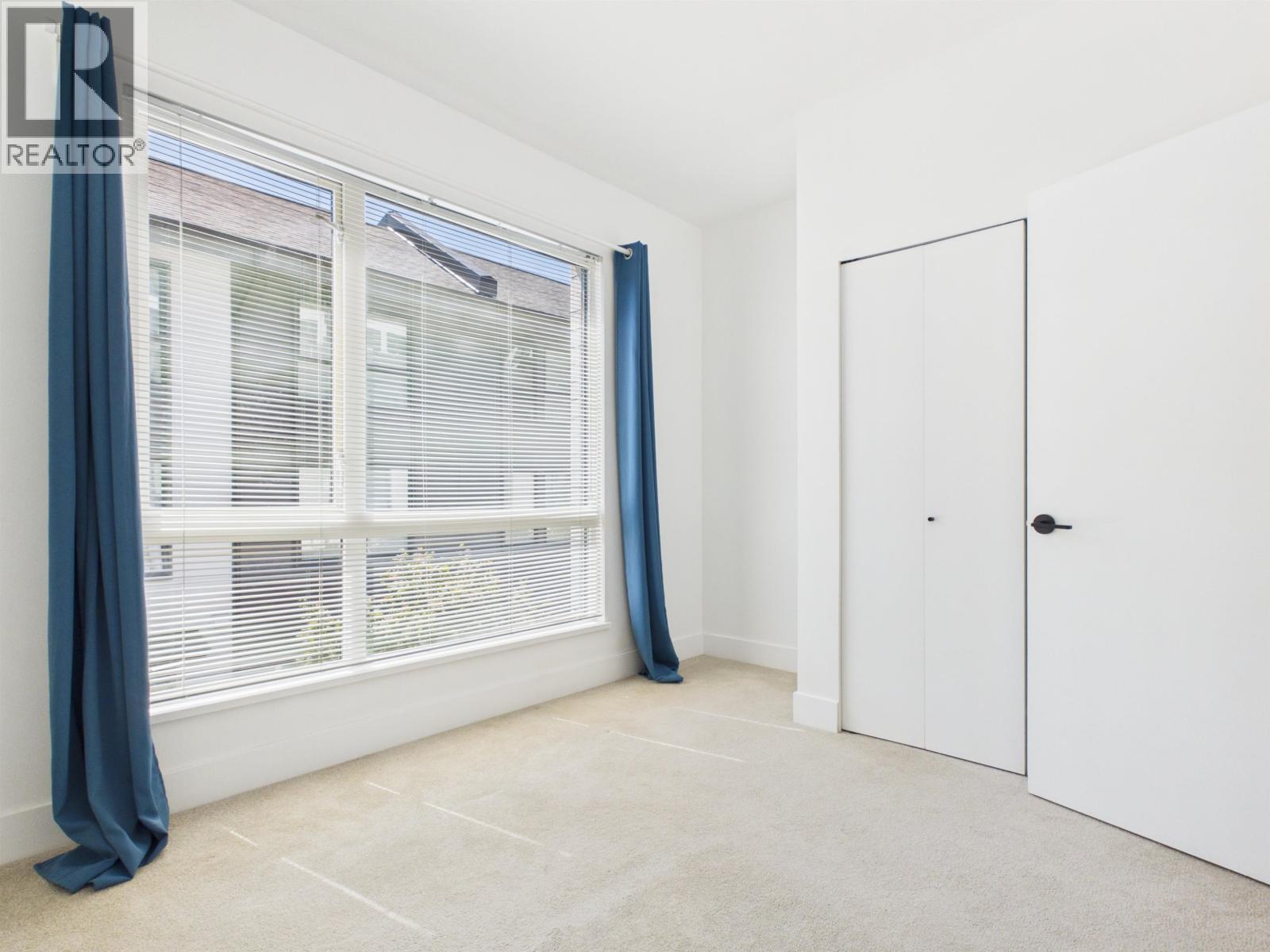 4 9735 University Crescent Property Photo 17