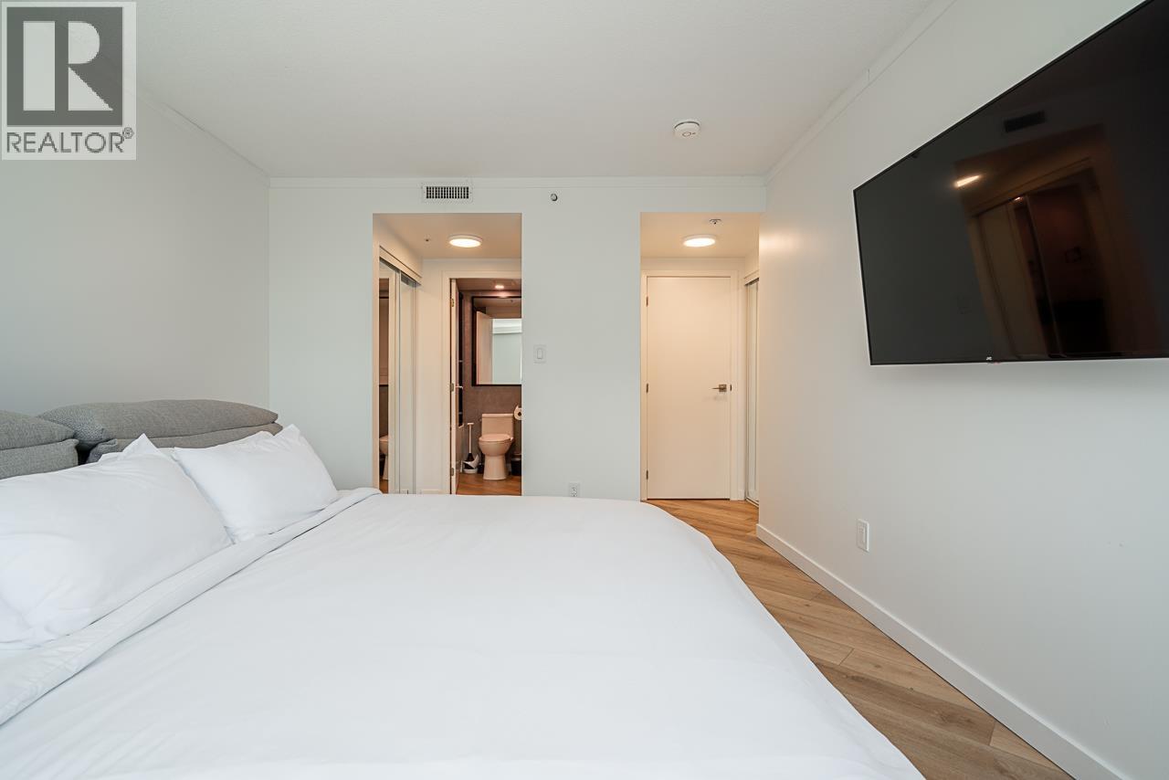1201 1050 Burrard Street Property Photo 7