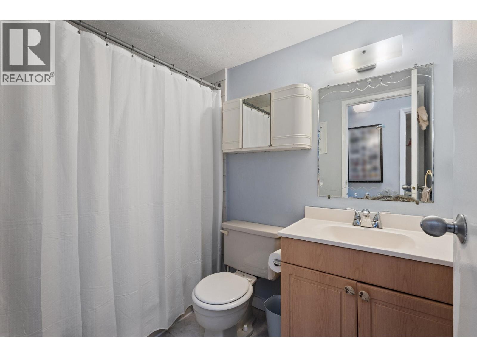 407 1345 Comox Street Property Photo 19