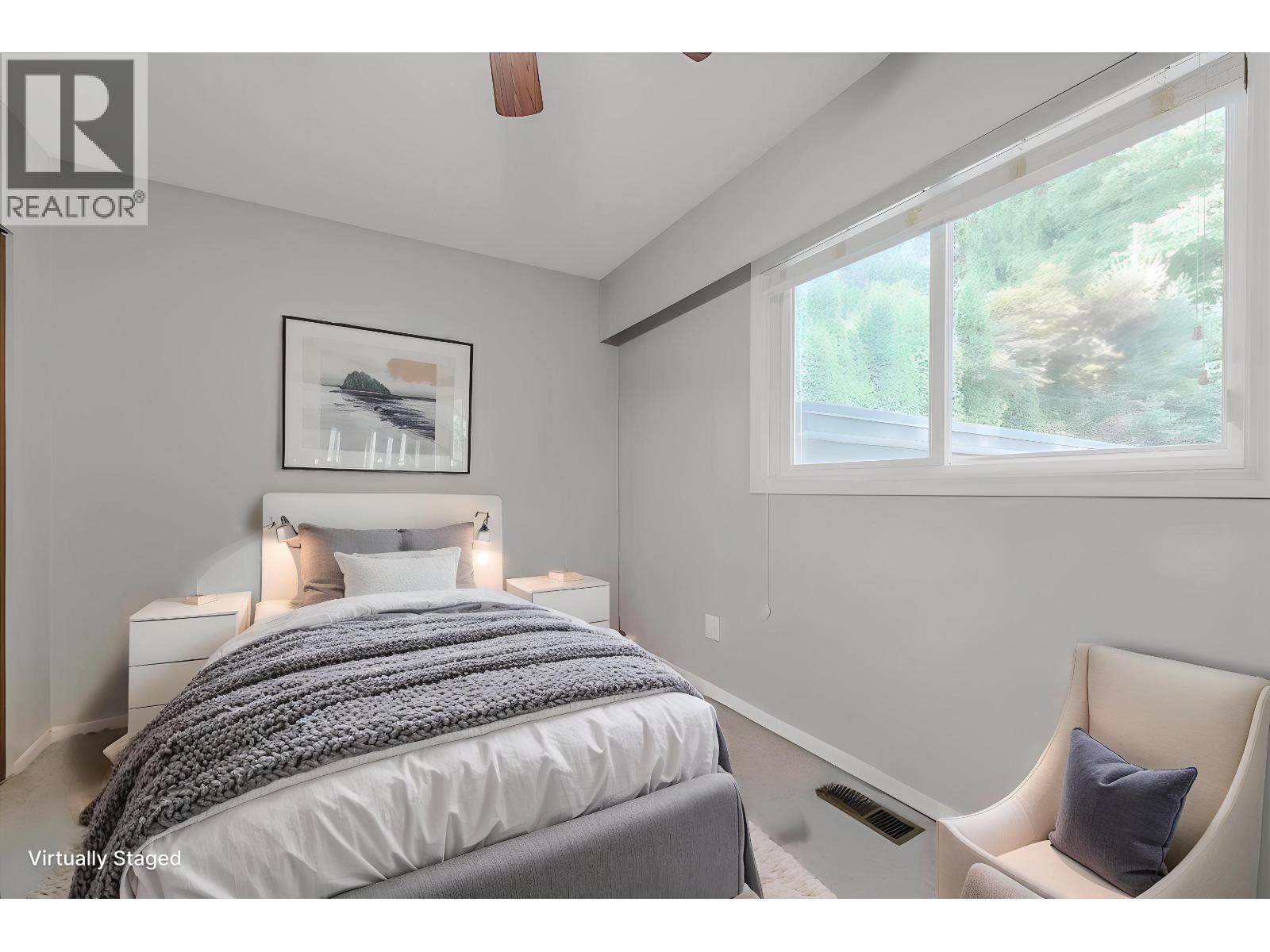 21784 Donovan Avenue Property Photo 6
