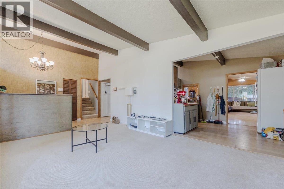 21784 Donovan Avenue Property Photo 16