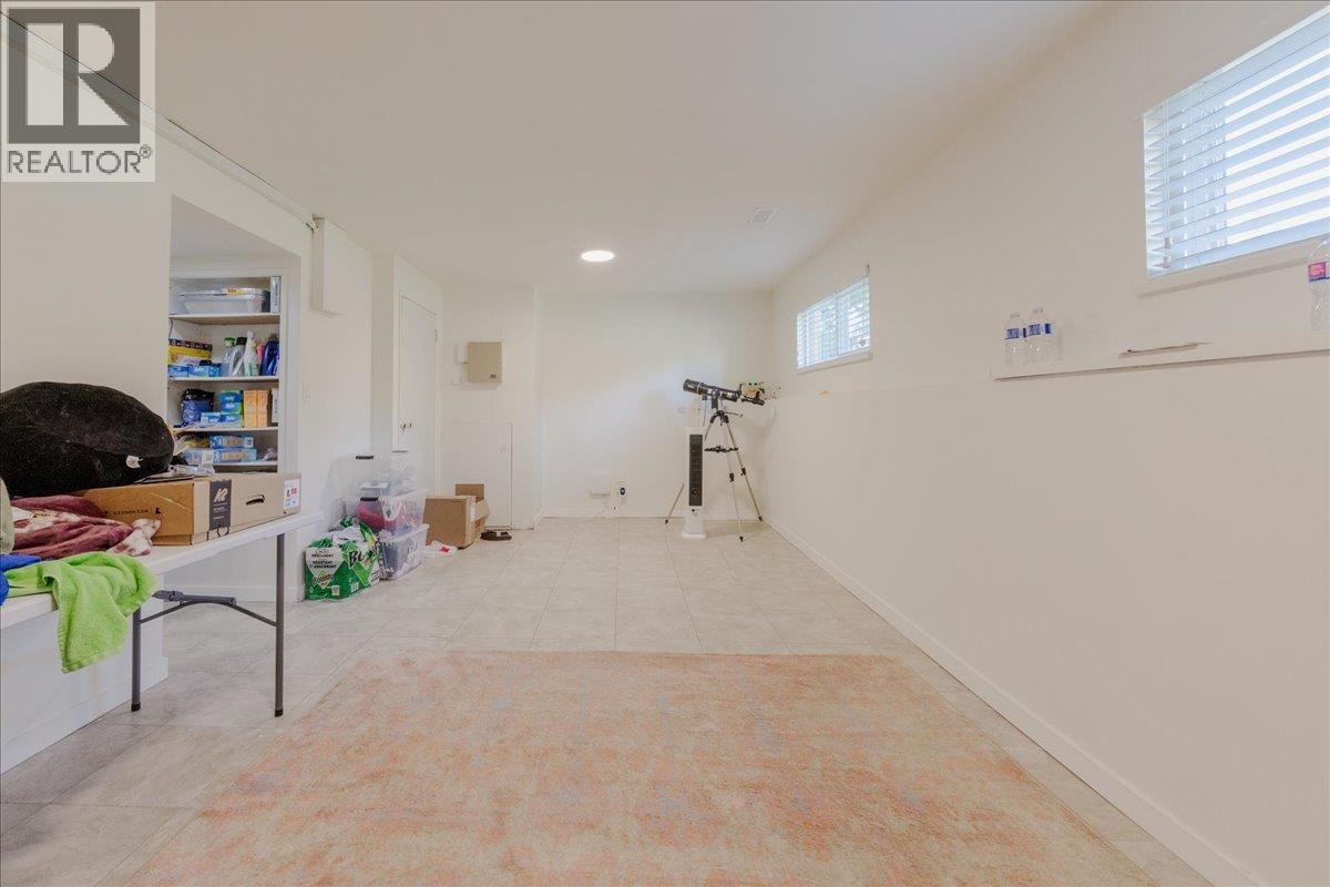 21784 Donovan Avenue Property Photo 26