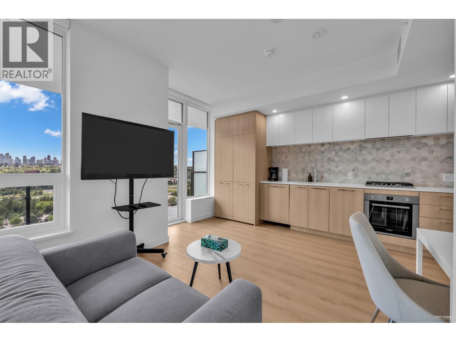 1803 2425 Alpha Avenue Property Photo 2