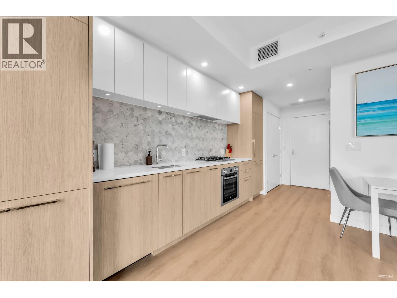 1803 2425 Alpha Avenue Property Photo 6