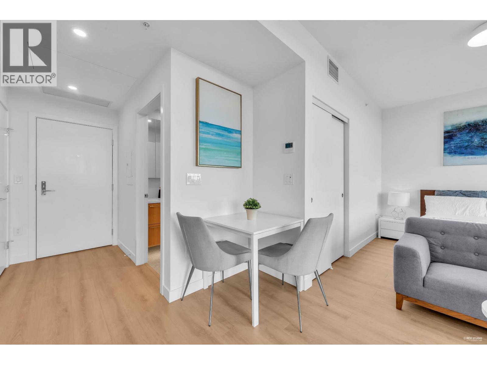 1803 2425 Alpha Avenue Property Photo 7