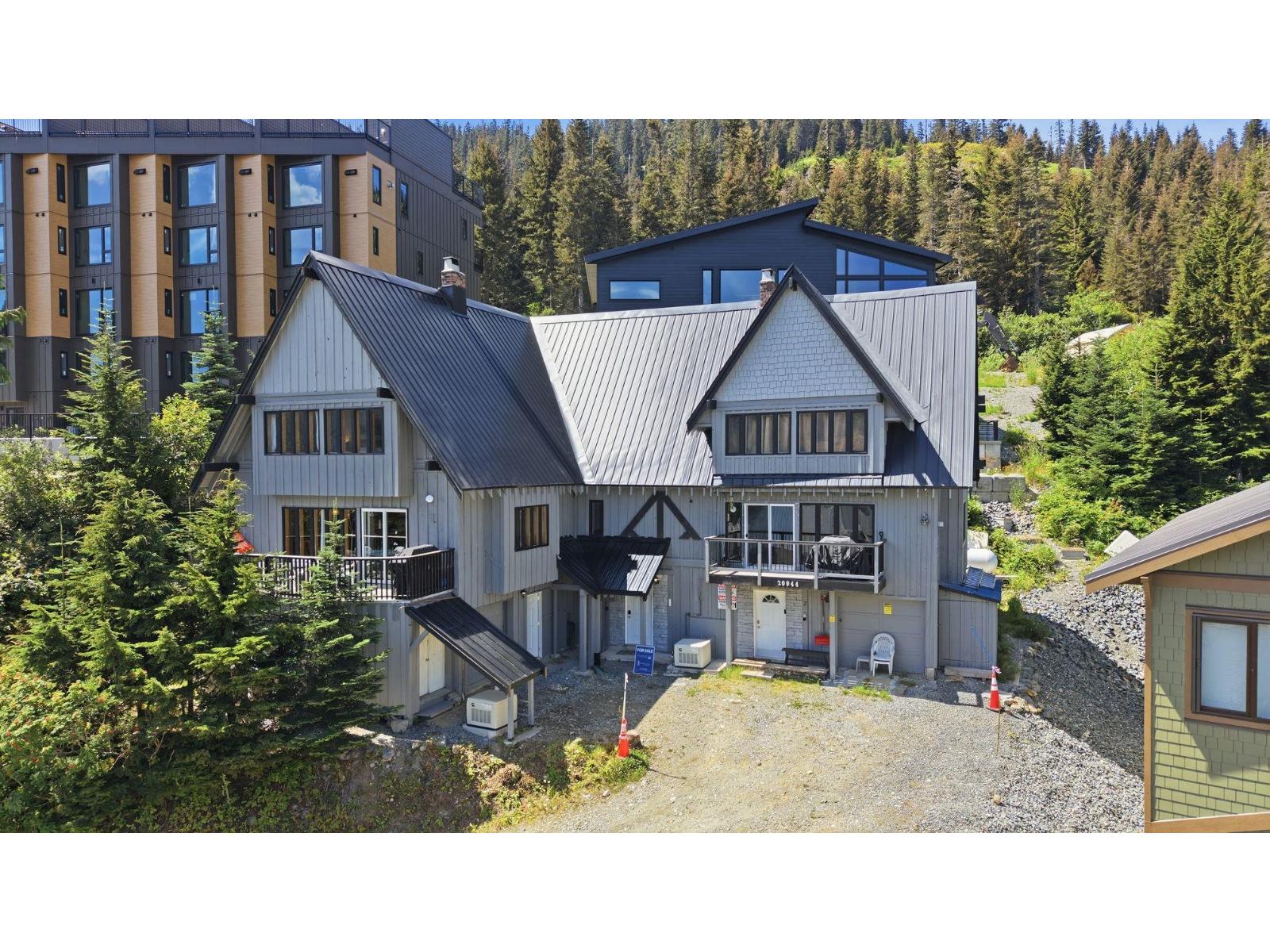 1 20944 Snowflake Crescent Property Photo 1