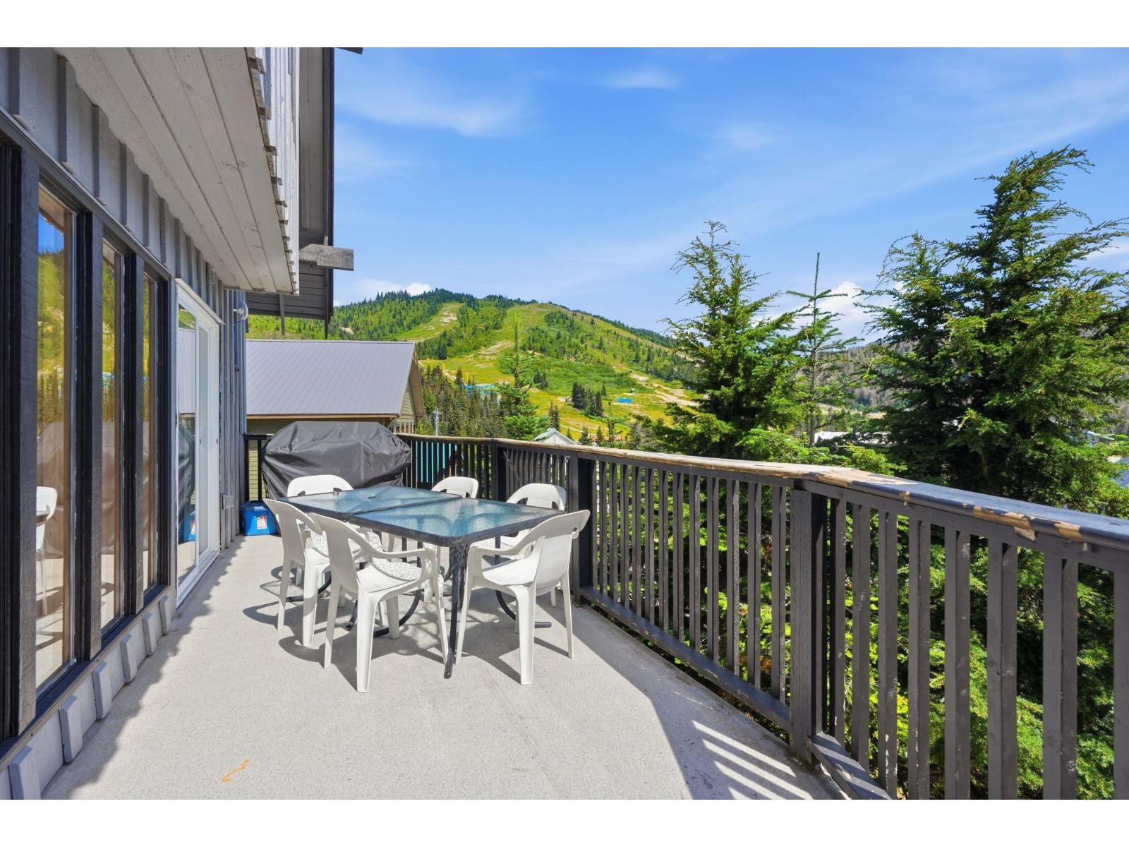 1 20944 Snowflake Crescent Property Photo 35