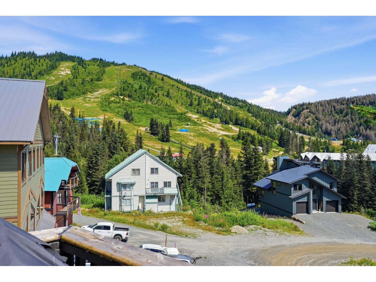 1 20944 Snowflake Crescent Property Photo 40