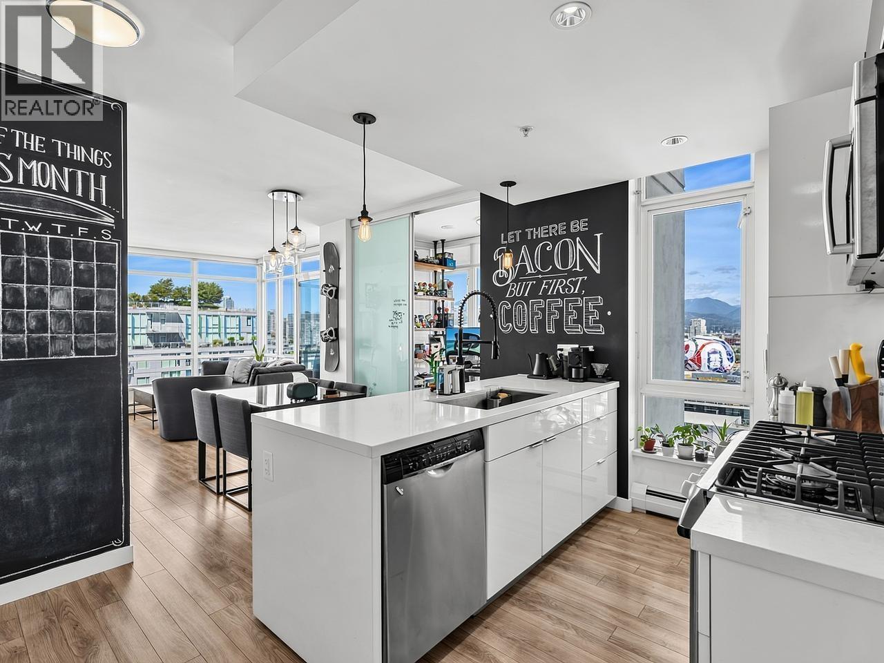 1902 1775 QUEBEC STREET Property Photo 1
