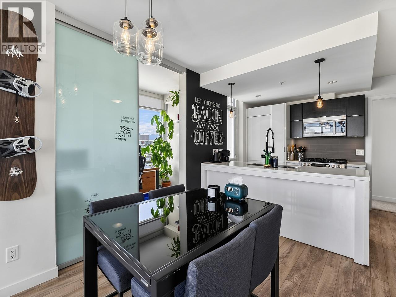 1902 1775 Quebec Street Property Photo 4