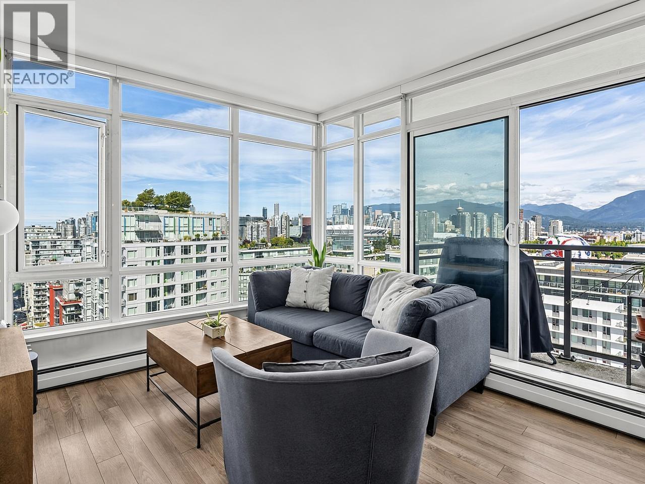 1902 1775 Quebec Street Property Photo 6