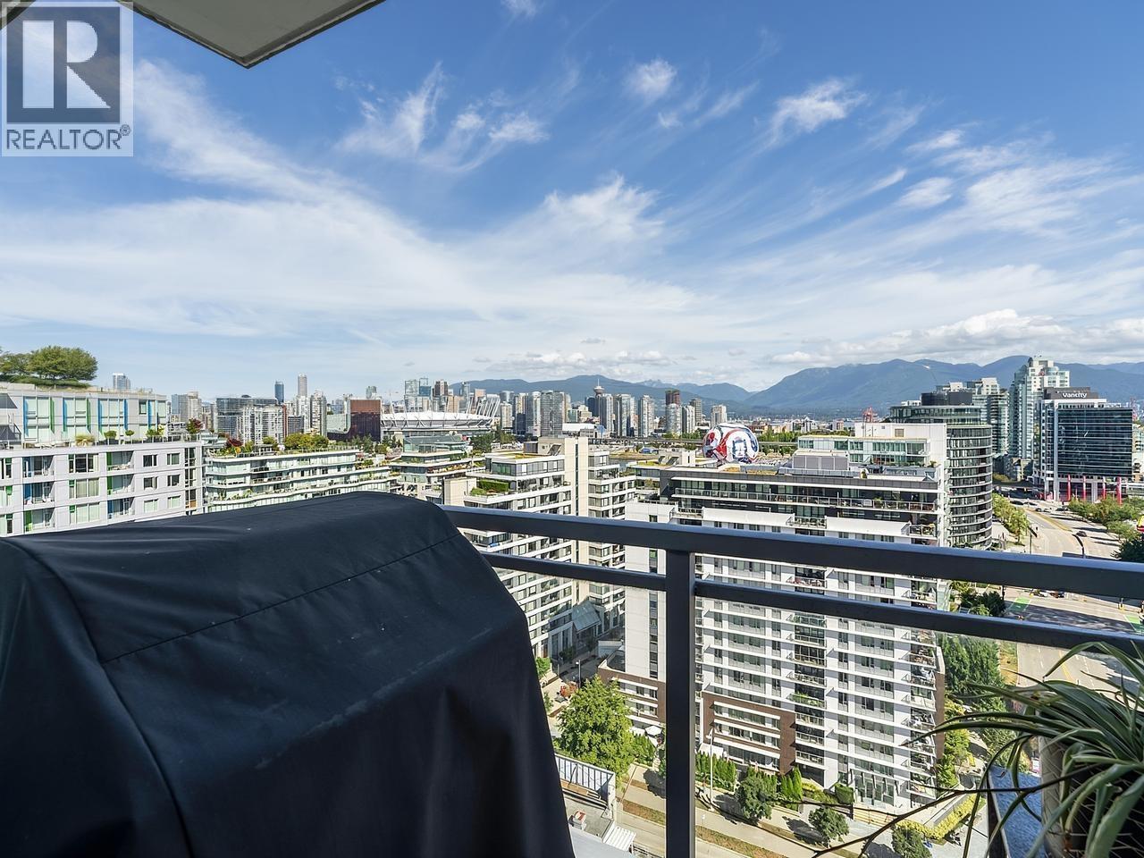1902 1775 Quebec Street Property Photo 13
