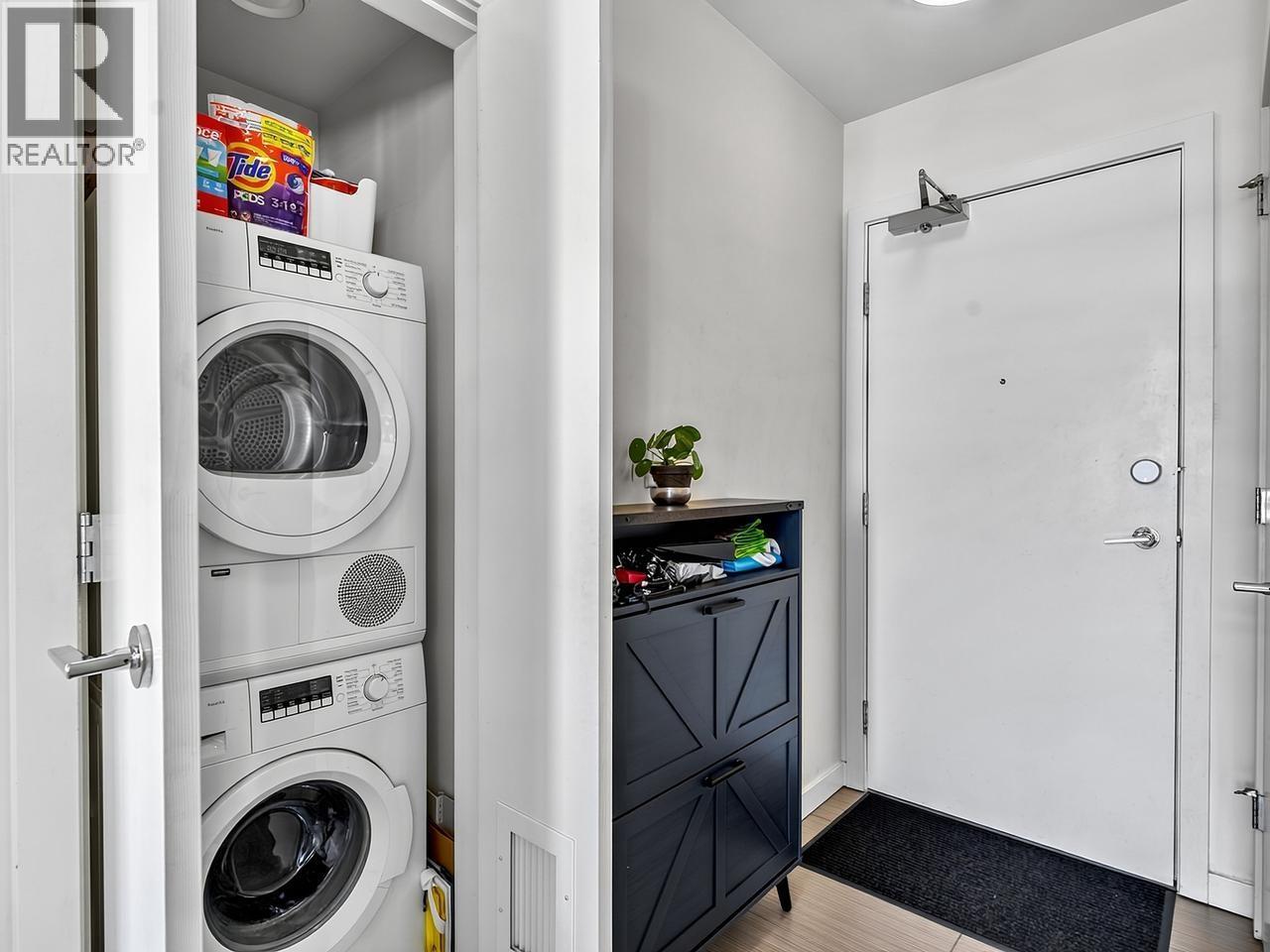 1902 1775 Quebec Street Property Photo 18