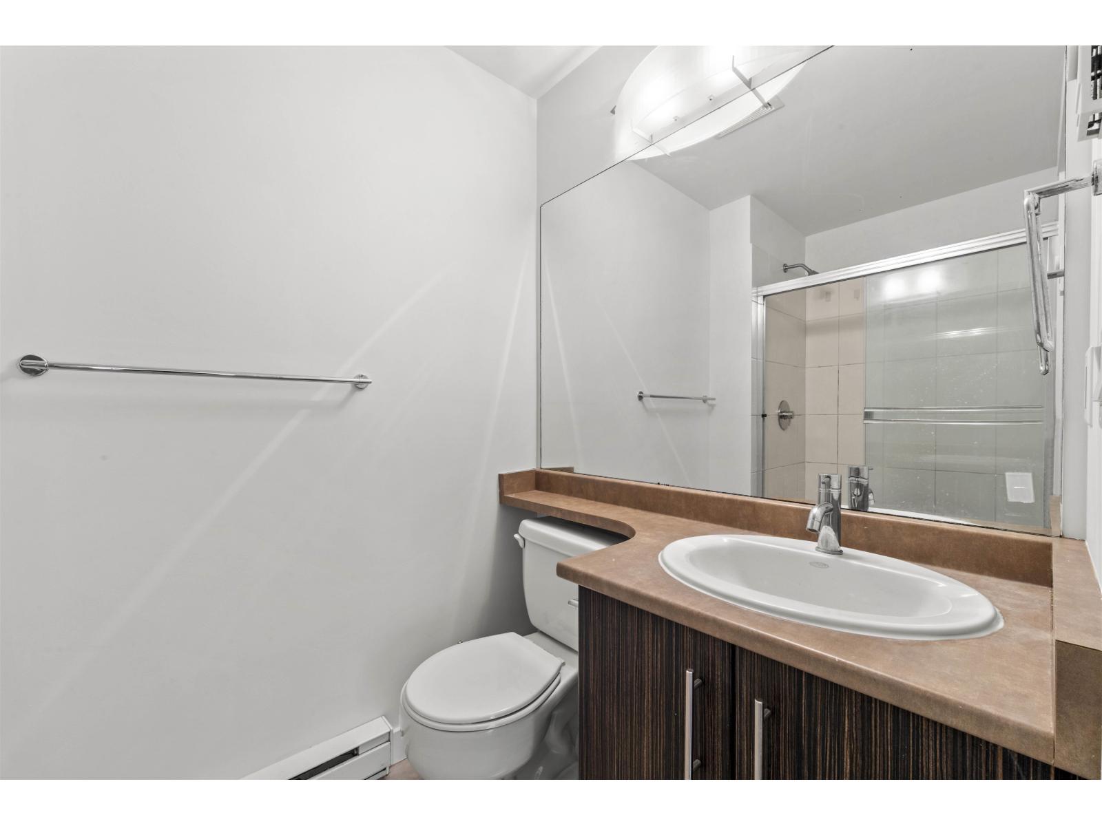 111 33545 Rainbow Avenue Property Photo 18