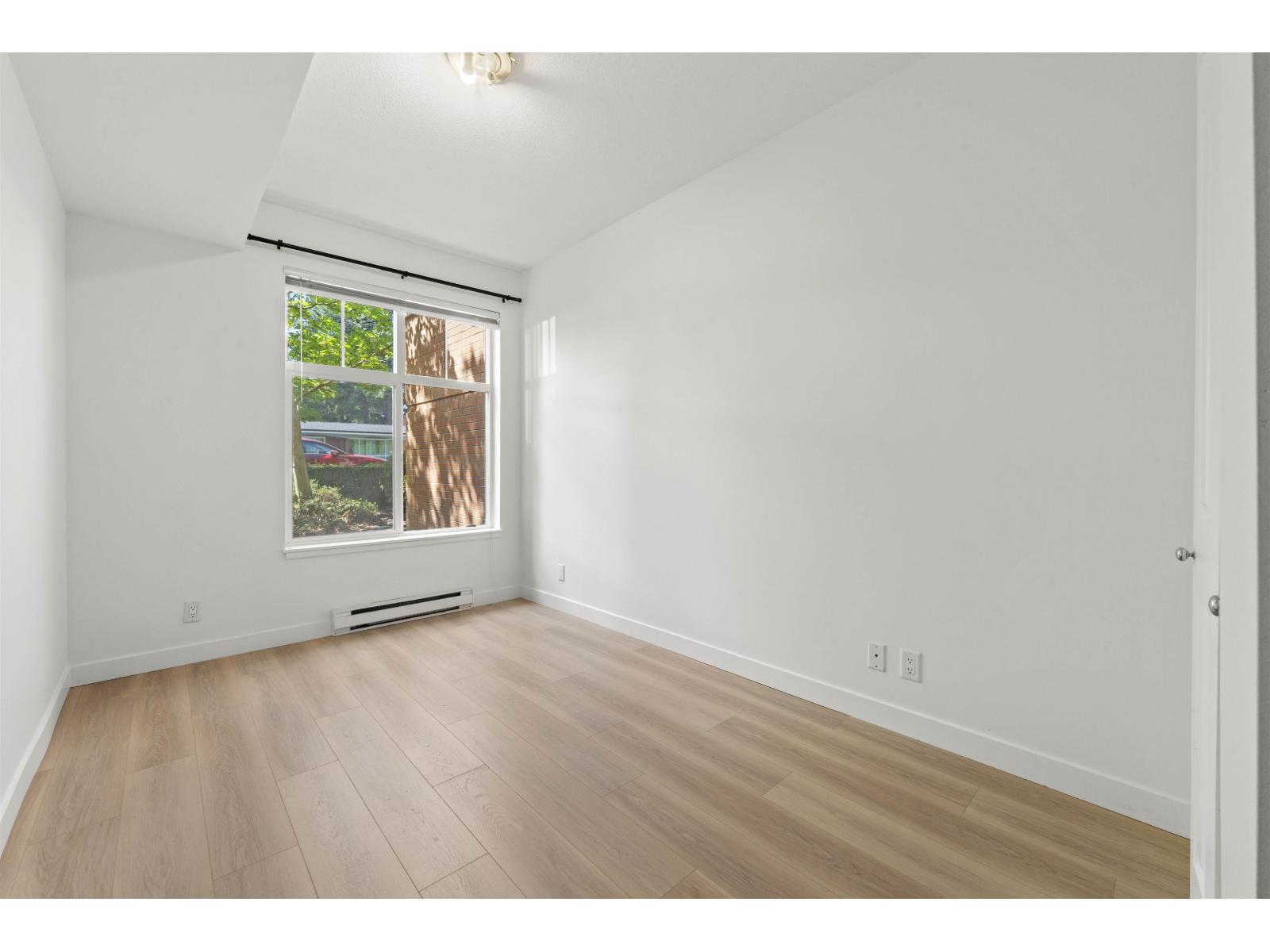 111 33545 Rainbow Avenue Property Photo 20