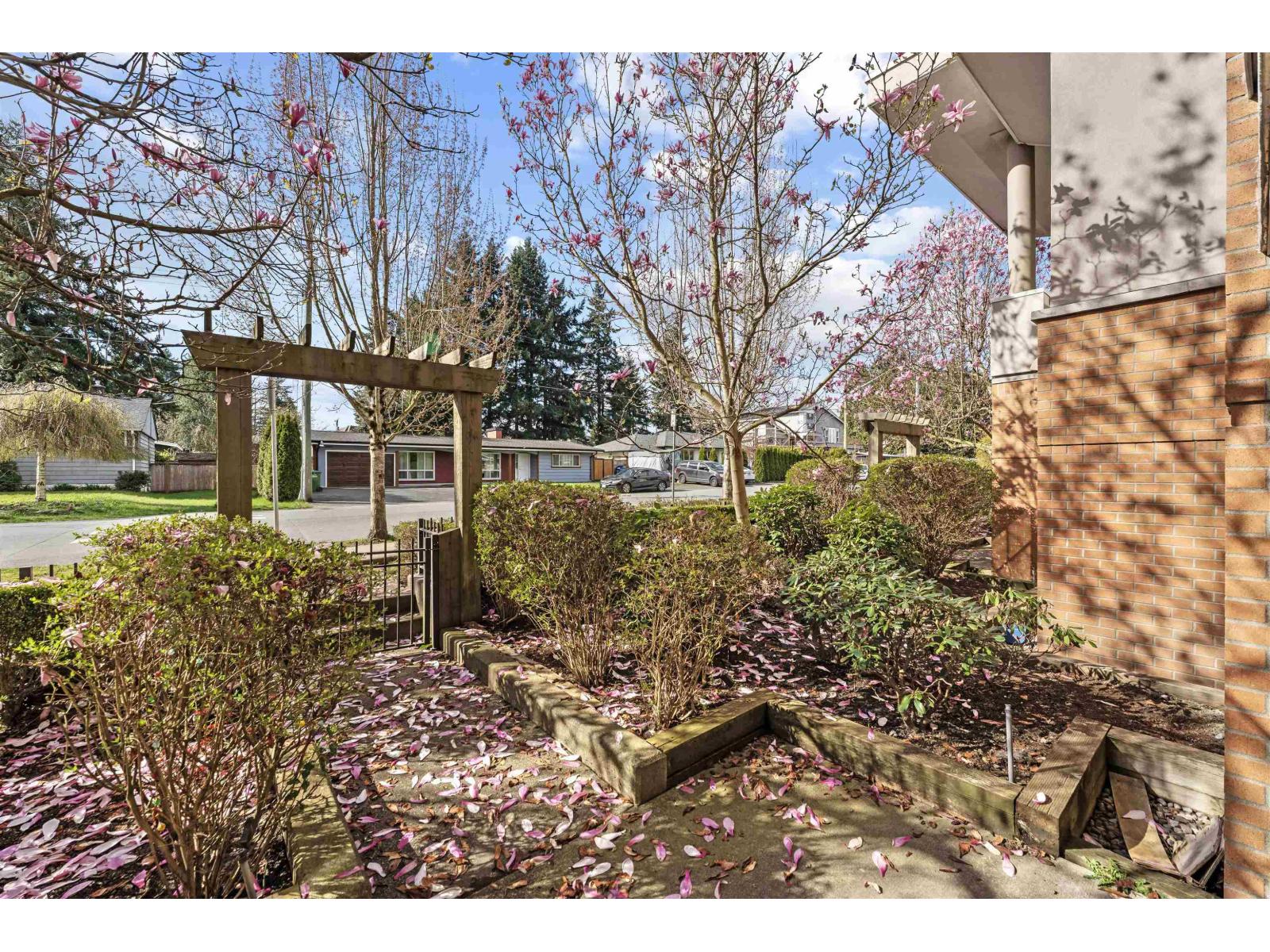 111 33545 Rainbow Avenue Property Photo 23