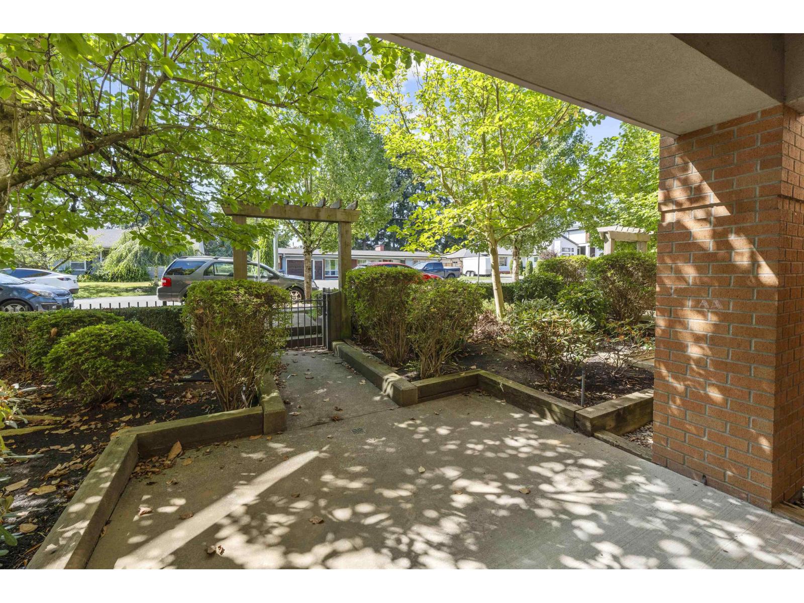 111 33545 Rainbow Avenue Property Photo 31