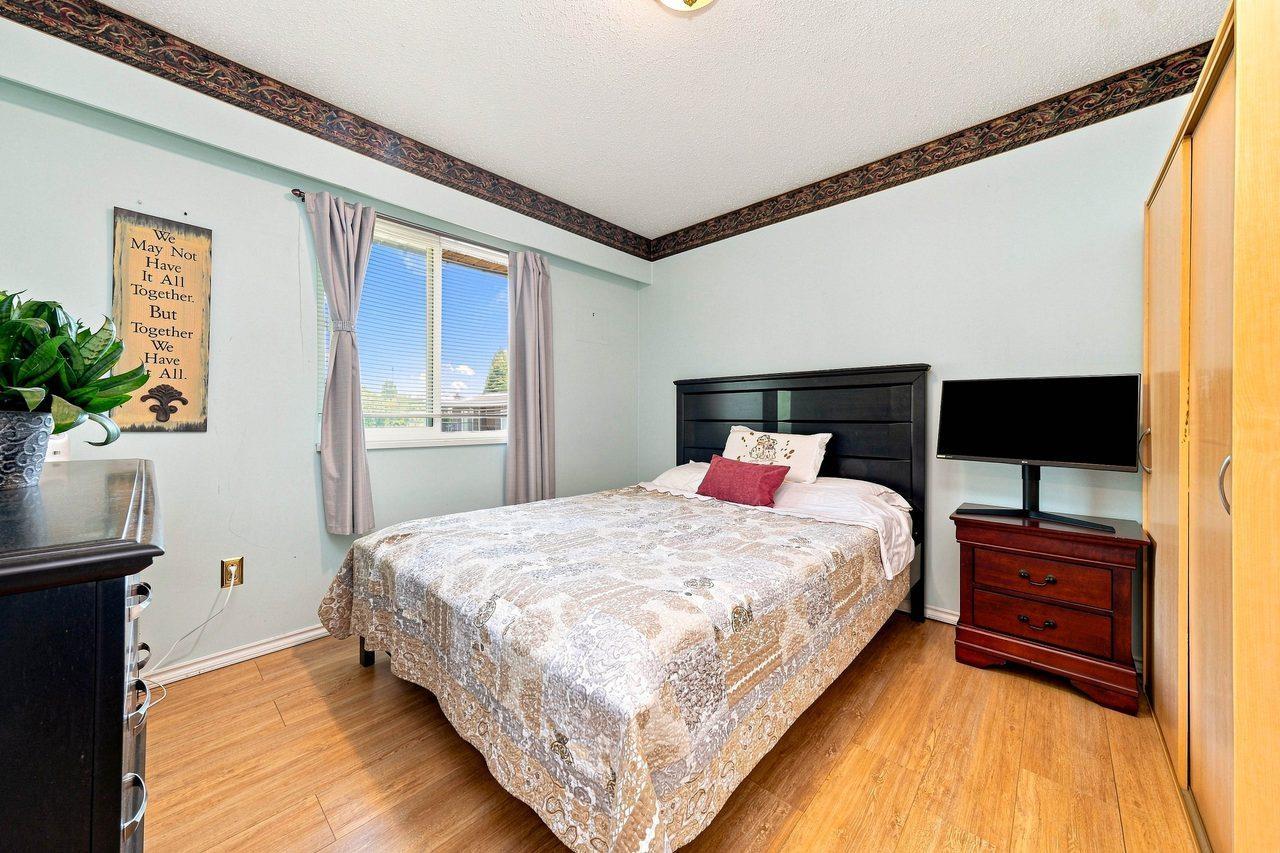 9146 118 Street Property Photo 18