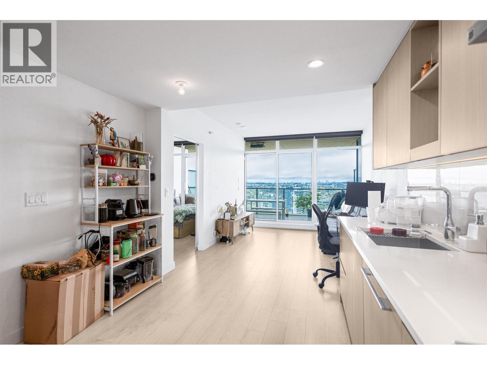 3910 4880 Lougheed Highway Property Photo 2