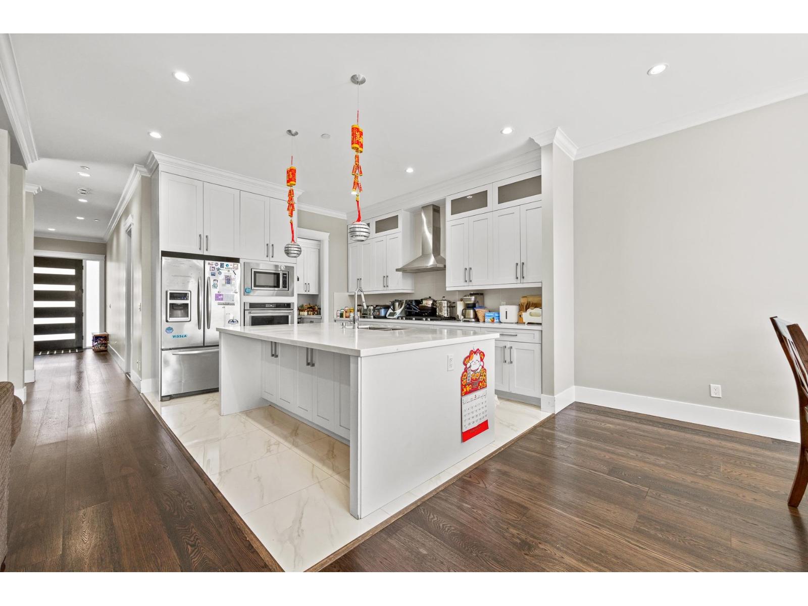 15568 Russell Avenue Property Photo 11