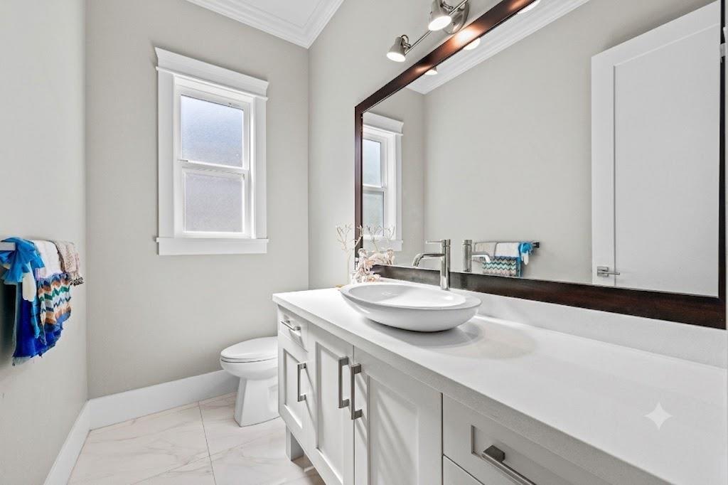 15568 Russell Avenue Property Photo 17