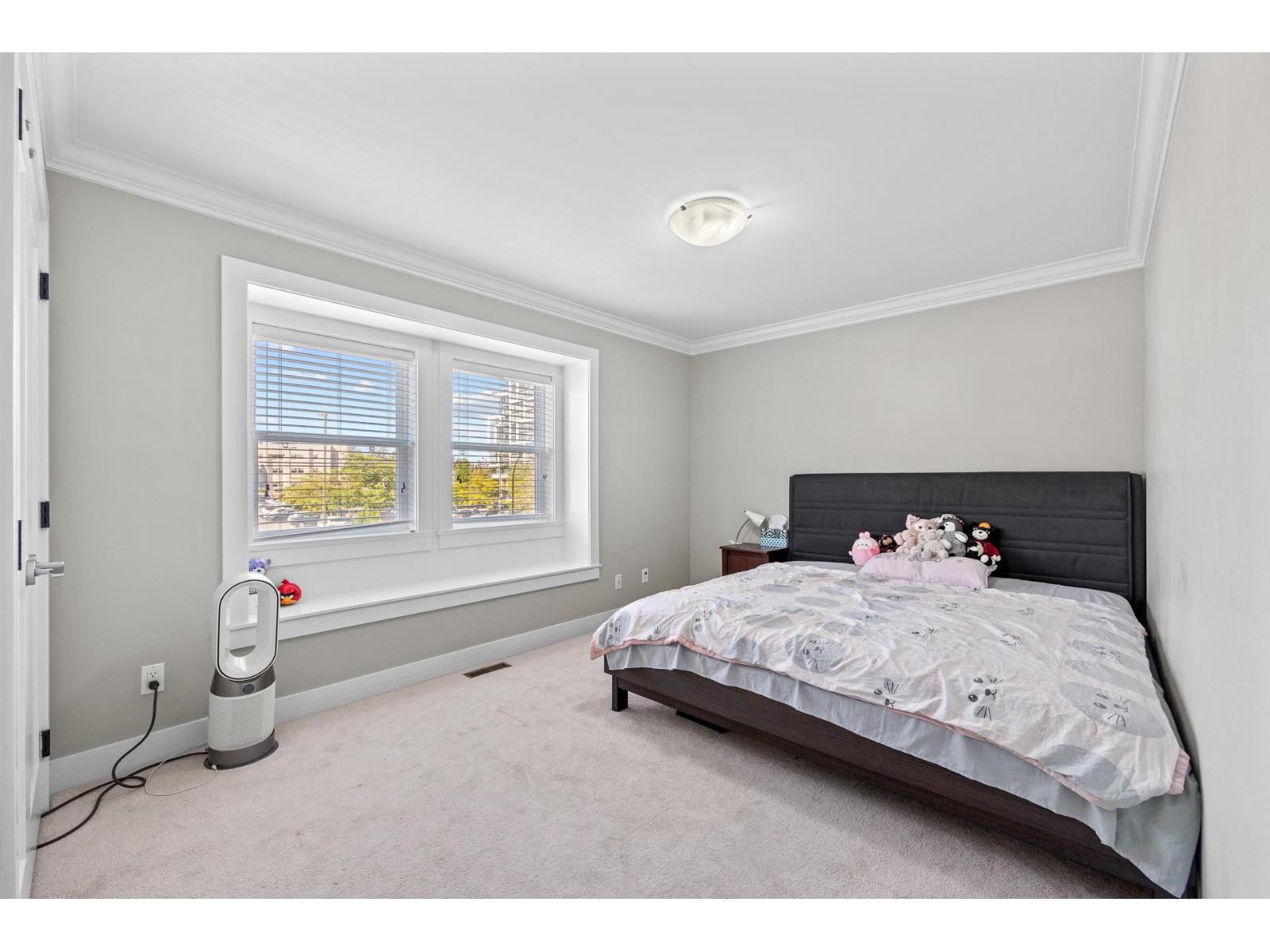 15568 Russell Avenue Property Photo 20