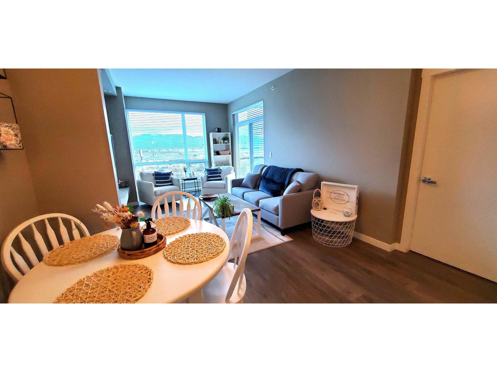 409 2242 Whatcom Road Property Photo 5