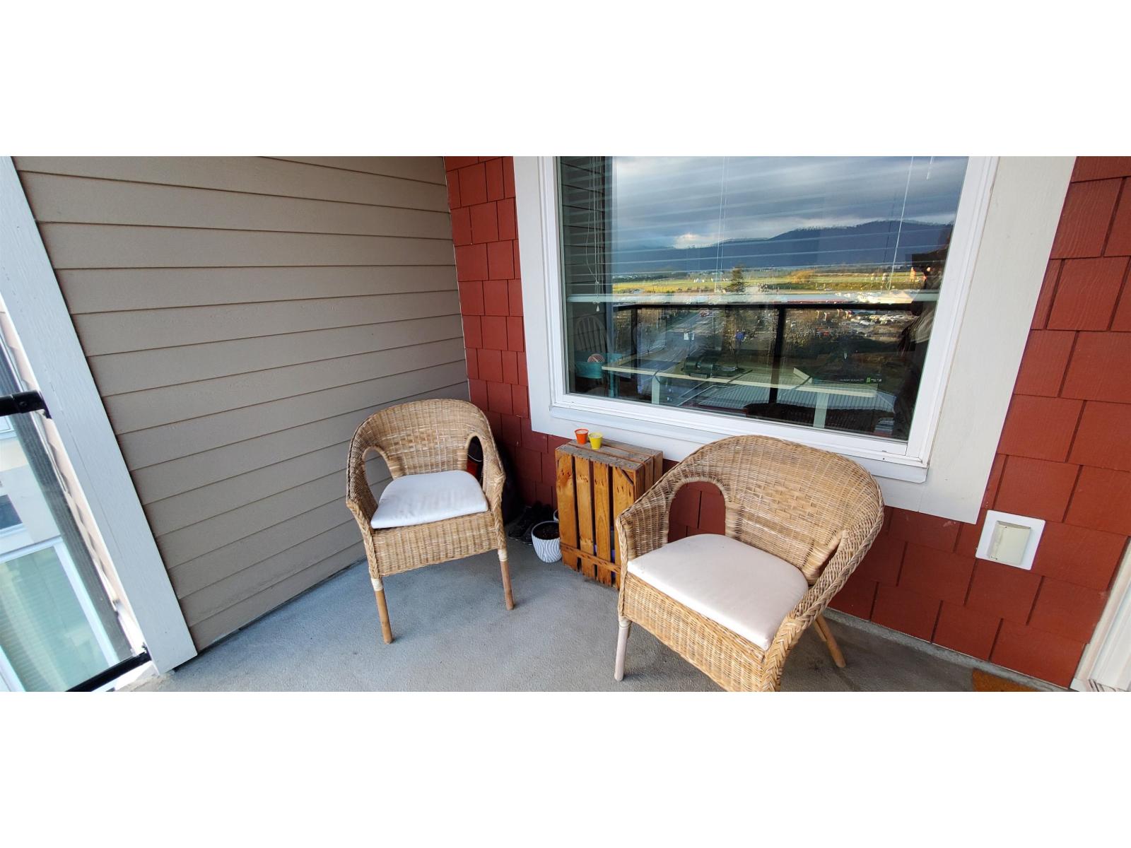 409 2242 Whatcom Road Property Photo 20