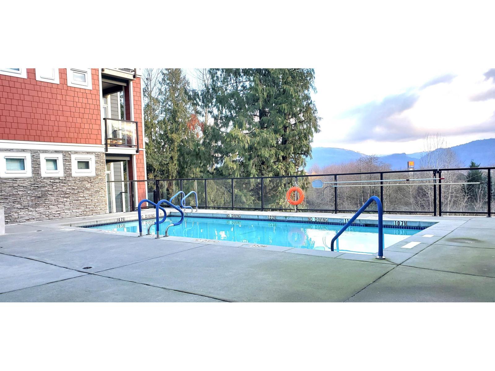 409 2242 Whatcom Road Property Photo 21